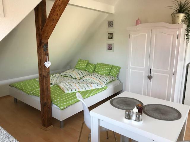 Liebevoll Eingerichtete Ferienwohnung Im Dg Цвенкау Екстер'єр фото